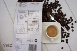 Vietnamese Dark Roast Koffiebonen 500g | 20% Arabica - 80% Robusta | DAM Koffie 13 Vietnamese Dark Roast Koffiebonen 500g | 20% Arabica - 80% Robusta | DAM Koffie -Koffie Promotie Winkel 1200x800 8